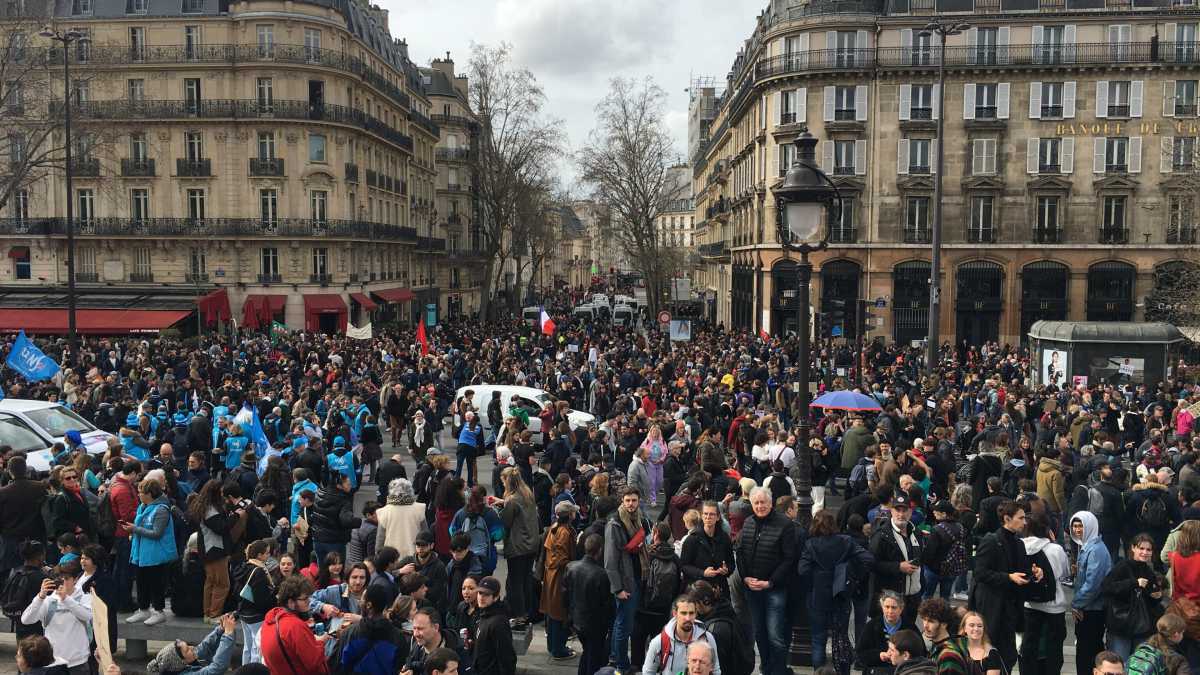 Immagine di I volti e le idee dei nuovi capipopolo della protesta contro Macron
