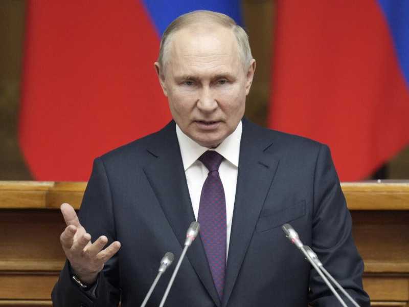 Mosca denuncia un attacco contro Putin e la propria debolezza