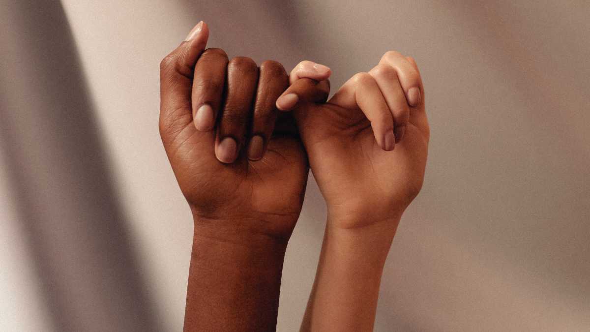 Immagine di La vita bugiarda dei ragazzini nel romanzo sul grande amore dell’amicizia