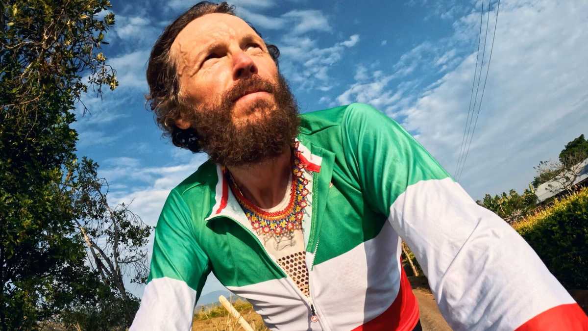 Immagine di Inizia il Giro d'Italia, ma è il ciclodocufilm di Jovanotti il vero spot per la bici