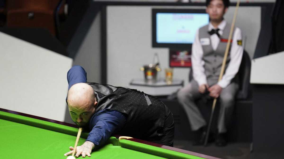 Immagine di Tra tavoli verdi, sbronze e palle in buca. L'ascesa di Luca Brecel nello snooker