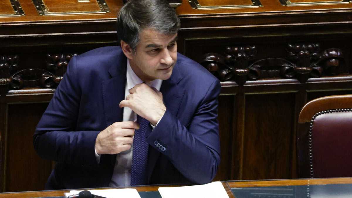 Immagine di Nuovo scontro Fitto-Corte dei conti sulla quarta rata del Pnrr: in ballo 16 miliardi