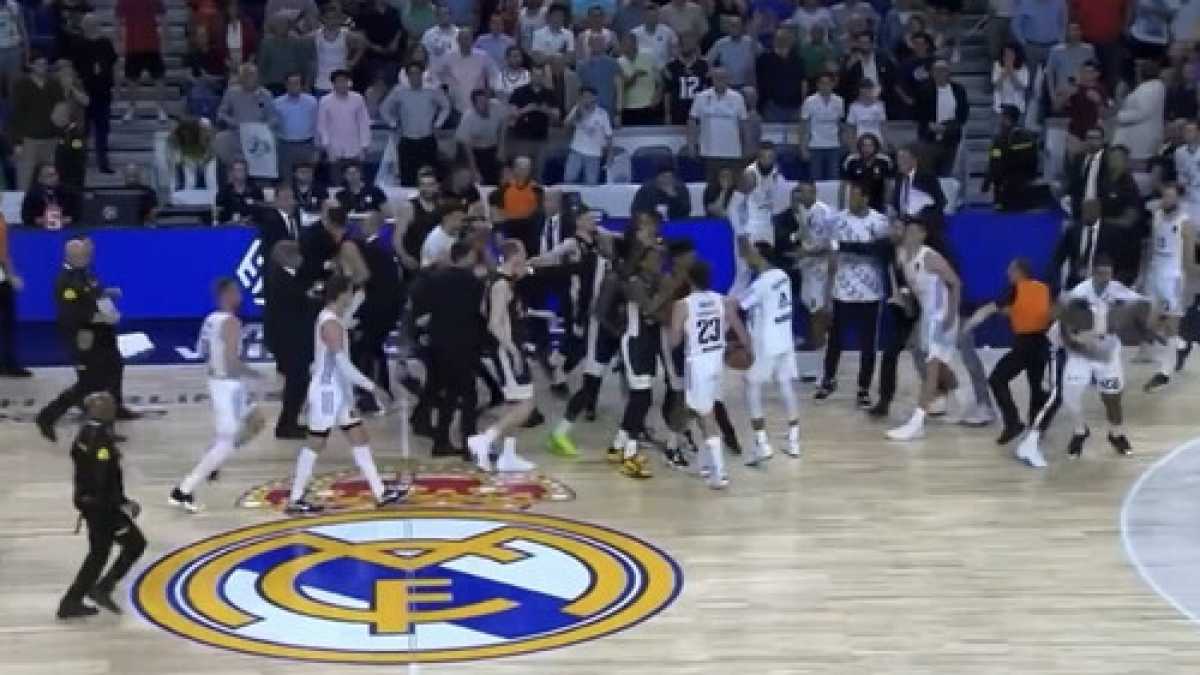 Immagine di Il Real Madrid rischia di avanzare in Eurolega perché ha picchiato più forte