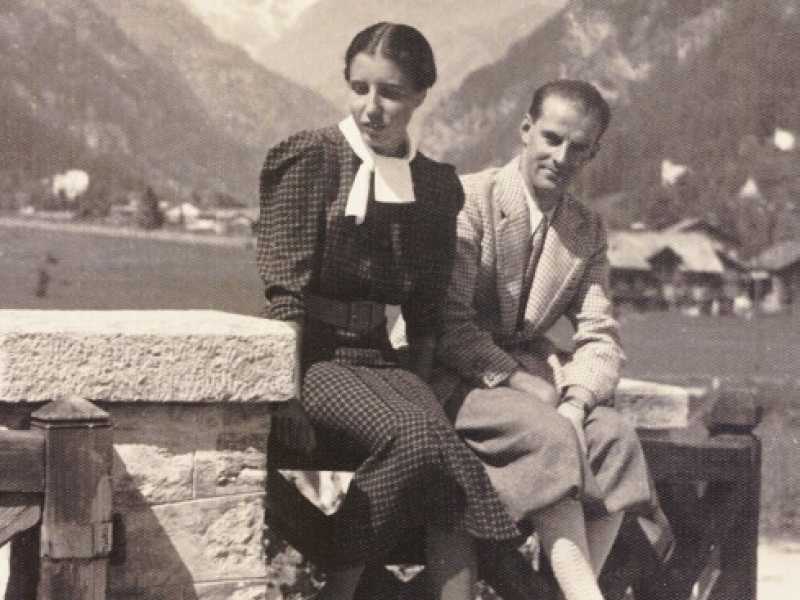 <div>Craveri e Croce nella foto di copertina di “Elena Croce e Lo Spettatore Italiano: una vocazione per la civiltà” di Emanuela Bufacchi<br /> </div><br />