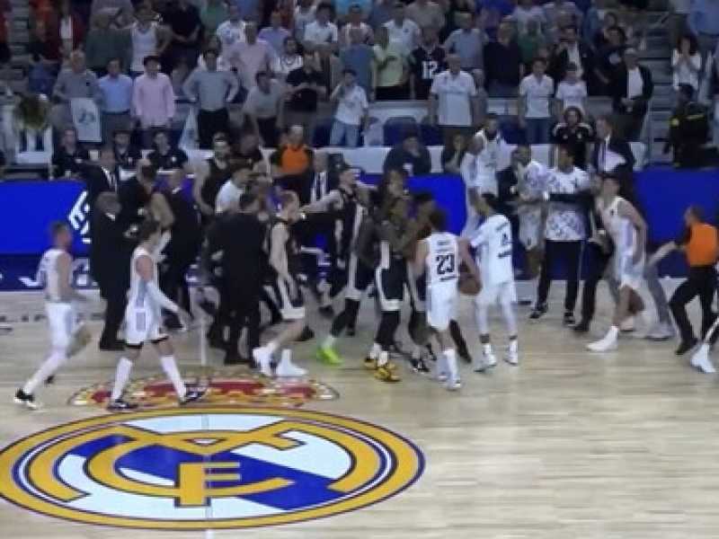 Il Real Madrid rischia di avanzare in Eurolega perché ha picchiato più forte