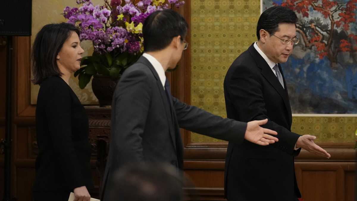 Immagine di Cina, America e Ue: prove di negoziato sulla guerra