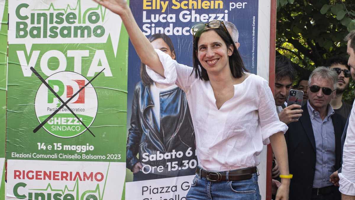 Immagine di Dopo la Libia, l'Egitto. Il Pd di Schlein accusa se stesso. E Guerini dice: "Mi sembra un'assemblea d'istituto"