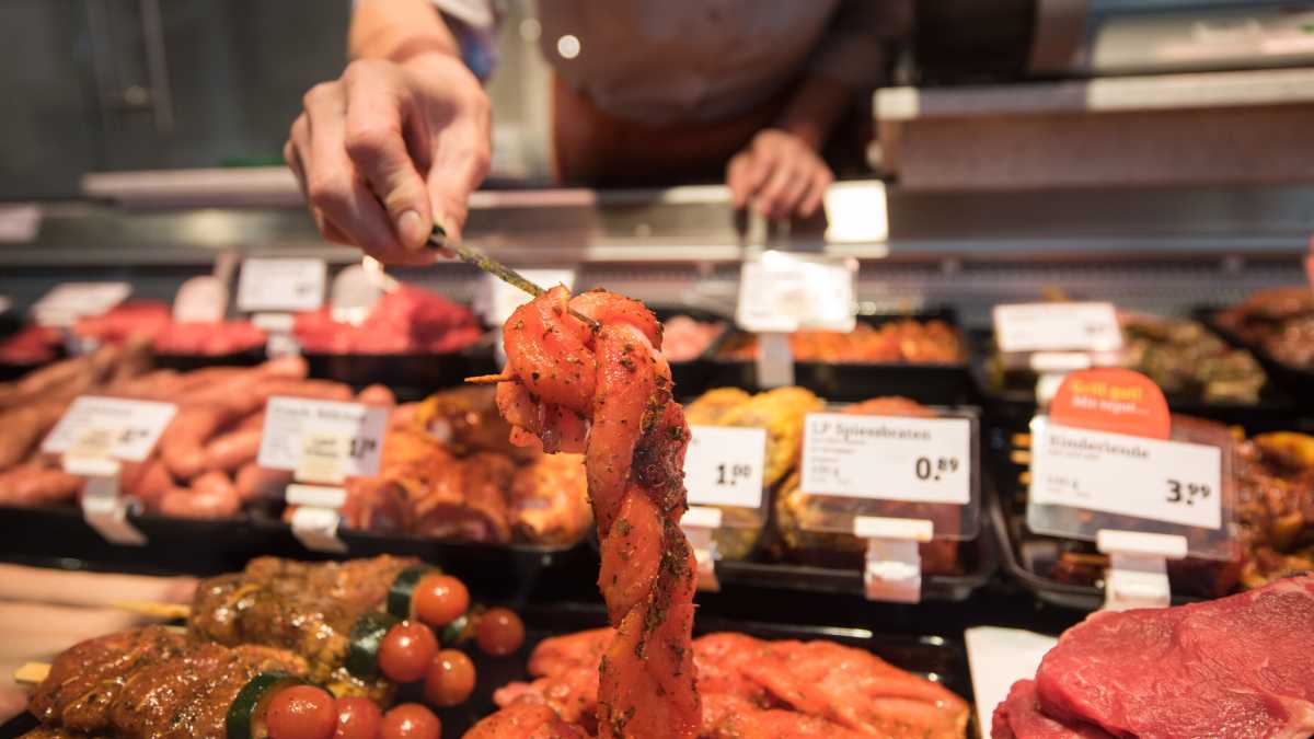 Immagine di La carne sintetica impatta ancora troppo sull'ambiente. Ma non è una brutta notizia