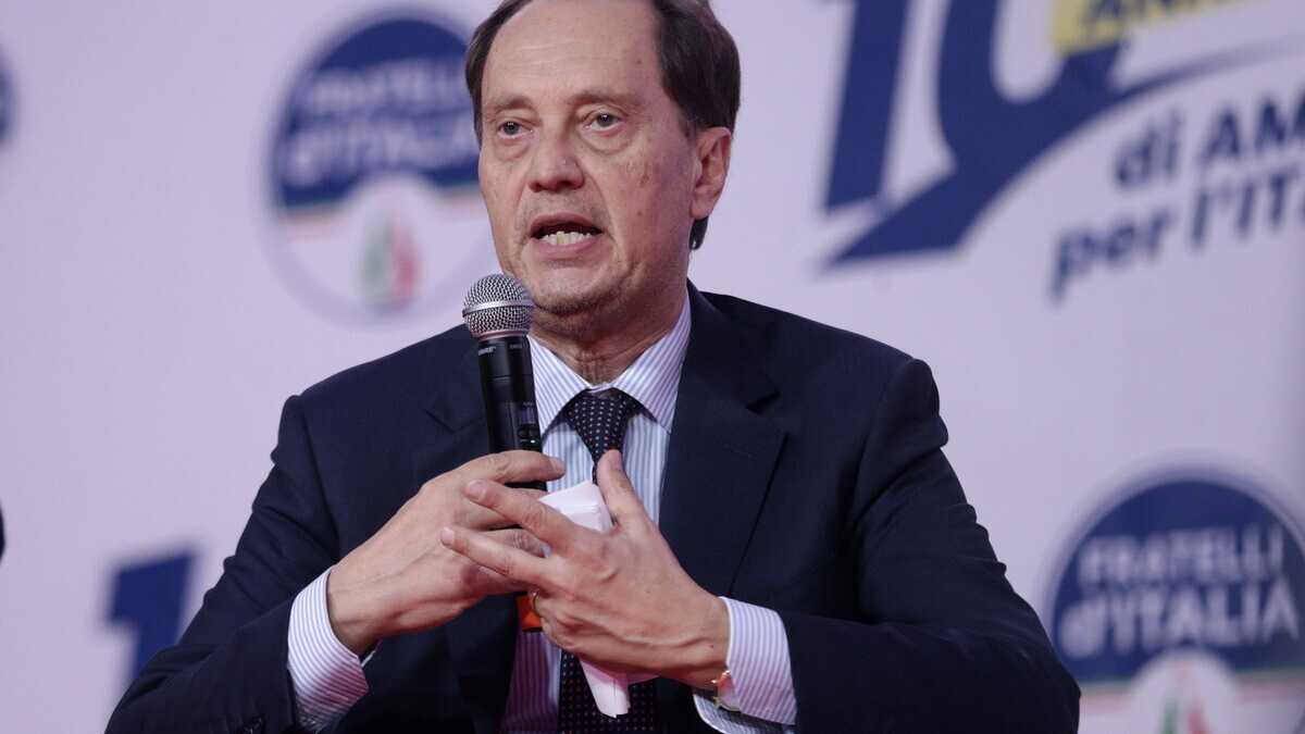 Immagine di "Schlein dimostri di che pasta è fatta. Salvini? Inutile accapigliarsi ora". Le riforme secondo il ministro Ciriani