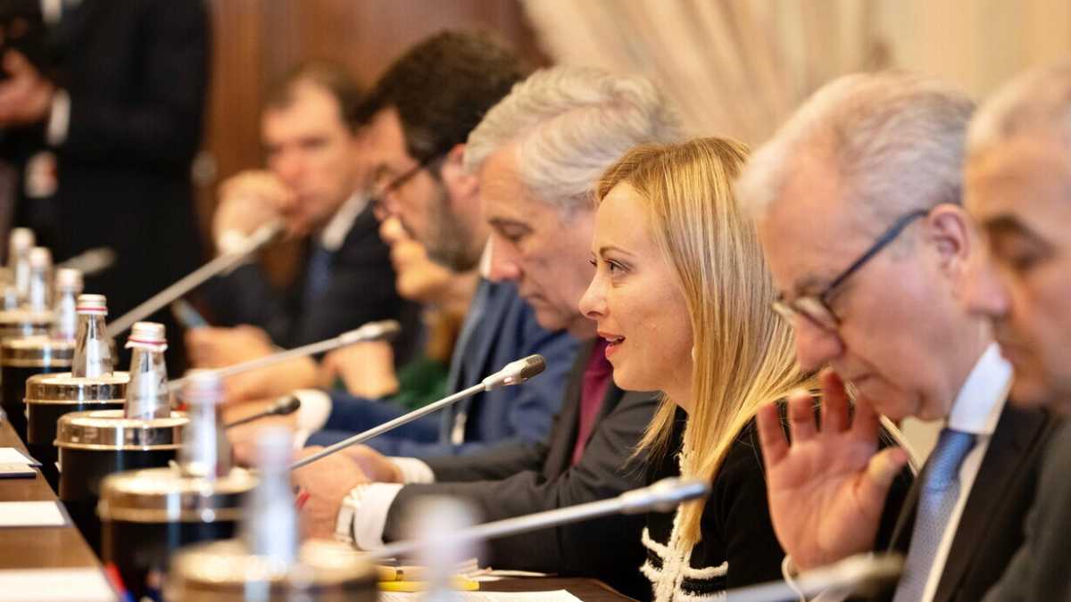 Immagine di Non solo Meloni: tutti i tentativi (poco riusciti) di riformare la Costituzione