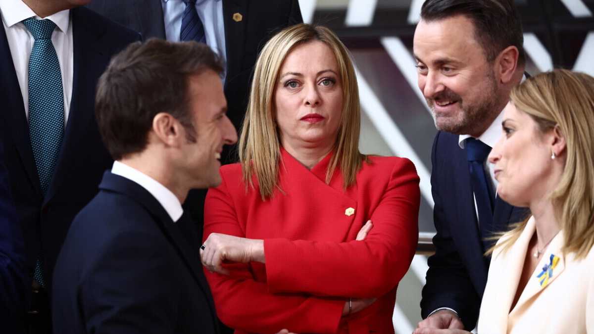 Immagine di Gli attacchi al governo dalla Francia questa volta sono troppo