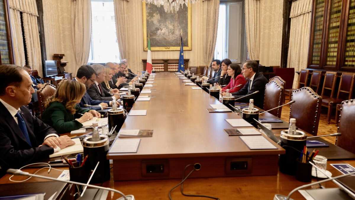 Immagine di Basta tatticismi, avanti con le grandi riforme