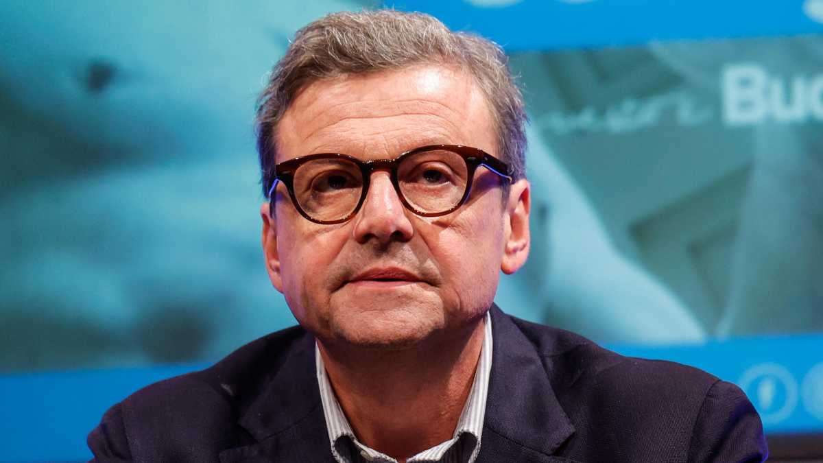 Immagine di La politica non riesce a fare i conti con Calenda
