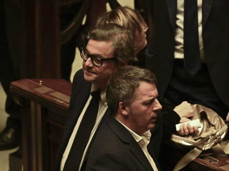 Carlo Calenda e Matteo Renzi a Montecitorio (Ansa)