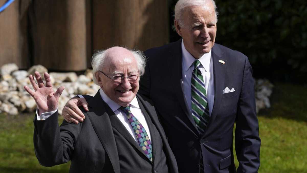 Immagine di Putin spinge l’Irlanda nella Nato