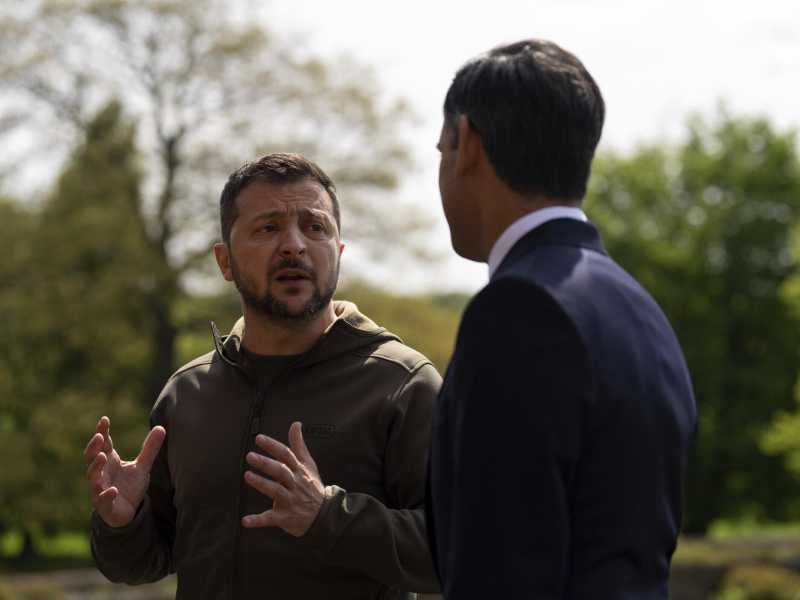 Volodymyr Zelensky con Rishi Sunak (LaPresse)