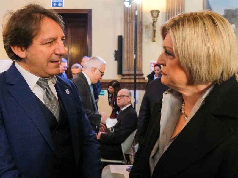 La ministra Calderone con l'ex presidente dell'Inps Tridico (LaPresse)