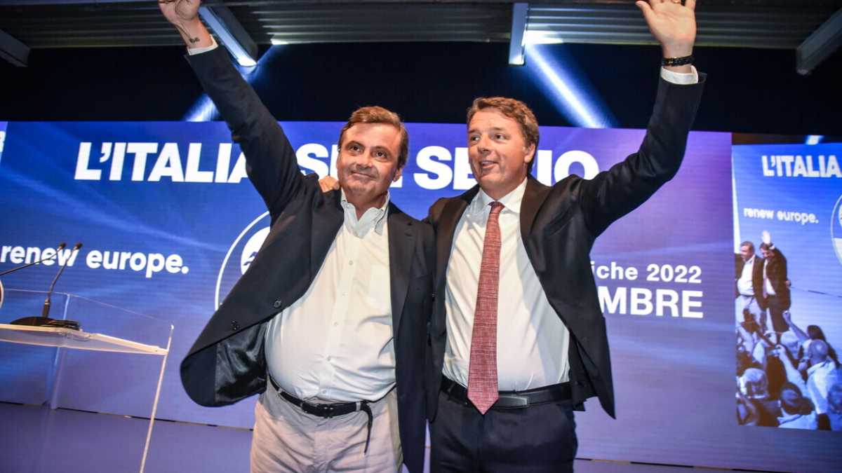 Immagine di Calenda e Renzi alla vigilia della riunione in Senato, tra opposte spinte e tentazioni
