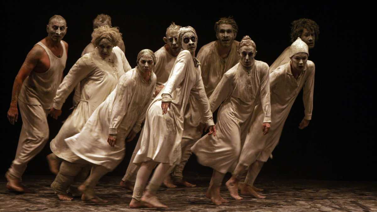 Immagine di La danza degli spostati. Un festival per celebrare la coreografa Maguy Marin