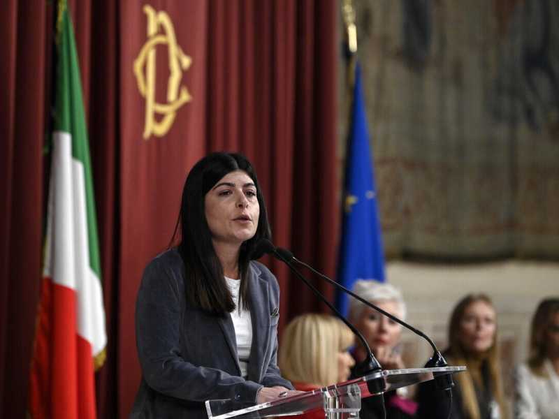 Antimafia, Meloni tira dritto: la presidenza della commissione a Colosimo