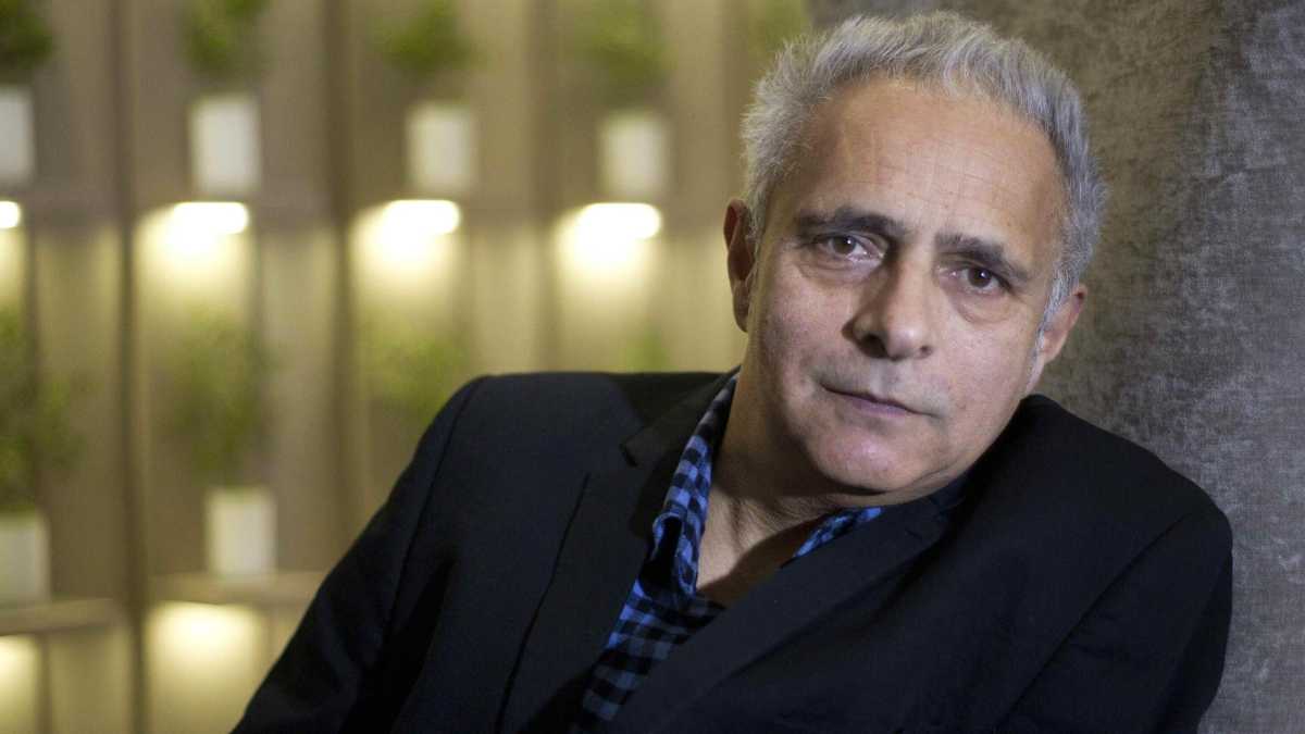 Immagine di Kureishi e la scrittura che deve spaventare, insultare e farci tirare i libri contro i muri