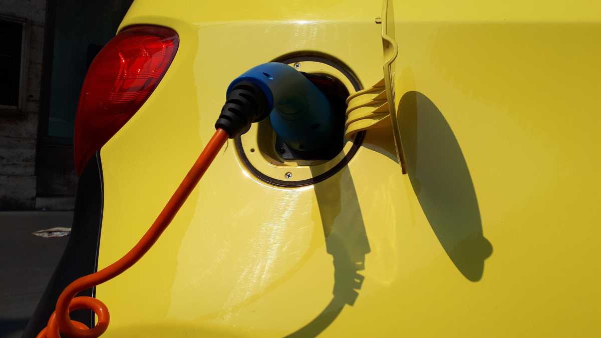 Immagine di Nella bozza del decreto per l'Emilia-Romagna il governo dà un contributo a chi compra auto elettriche