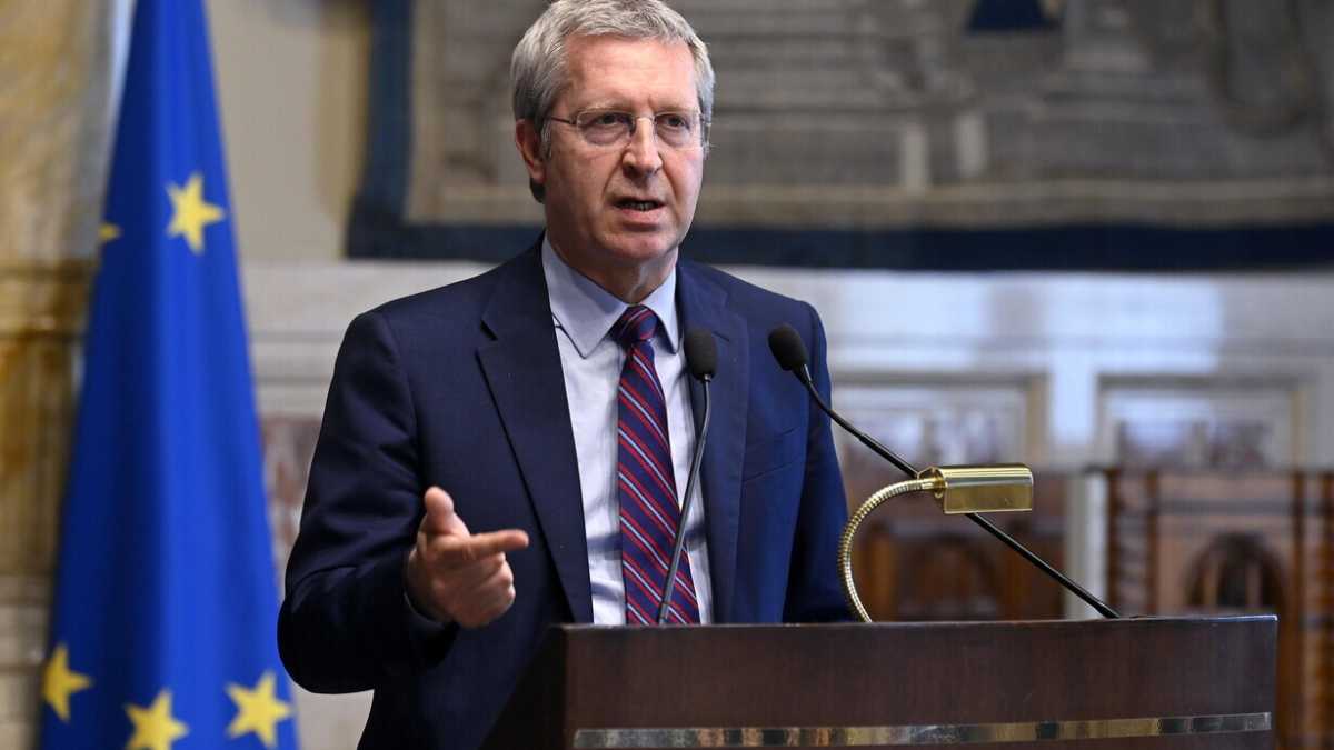Immagine di “Renzi e Calenda? Sono imprevedibili, noi aspettiamo”. Parla Della Vedova