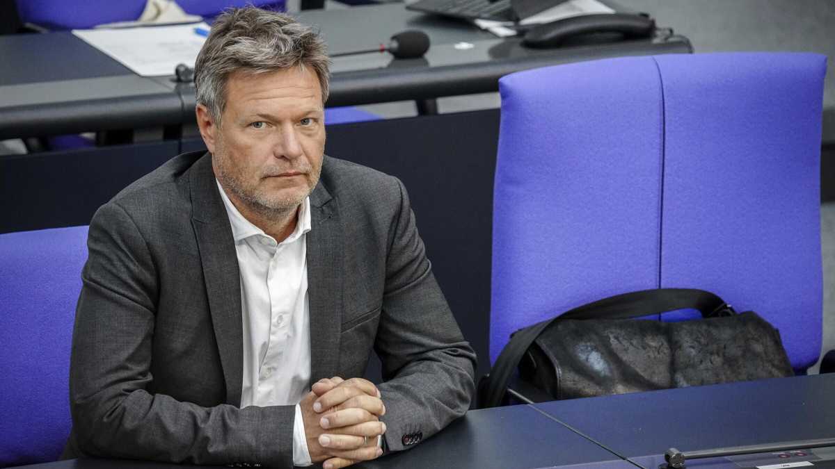 Immagine di San Habeck, protettore verde dell’industria tedesca