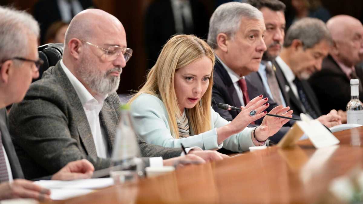 Immagine di Contro l’Italia del disfattismo. Cinque lezioni dall’Emilia-Romagna