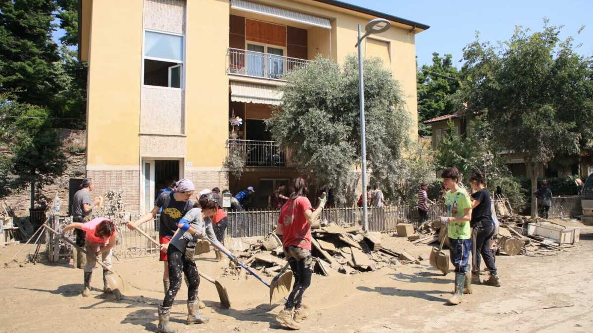 Immagine di Lode ai romagnoli e alla Romagna, “terra benevola et benefactrice” che rigetta la lagna