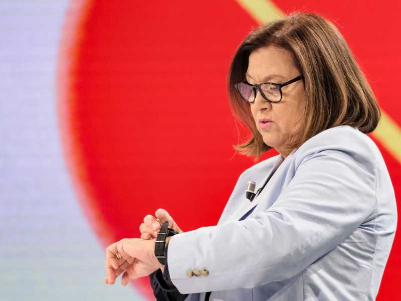 Rai Fiume, il Cda si spacca ma le nomine passano. Annunziata lascia. Anche Augias in fuga