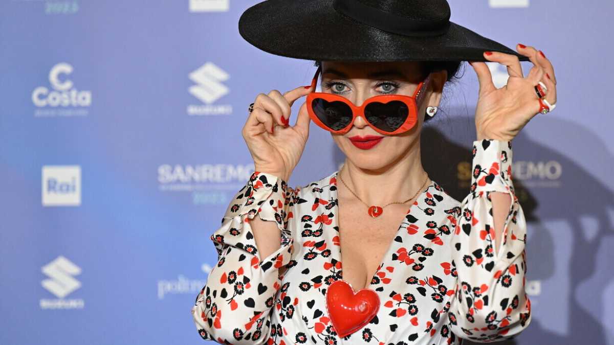 Immagine di Chiara Francini, la star scomposta, e il suo romanzo senza dolori né tragedie