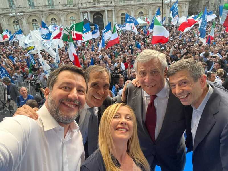 La destra alla riconquista di Catania. Il comizio di Meloni per Trantino