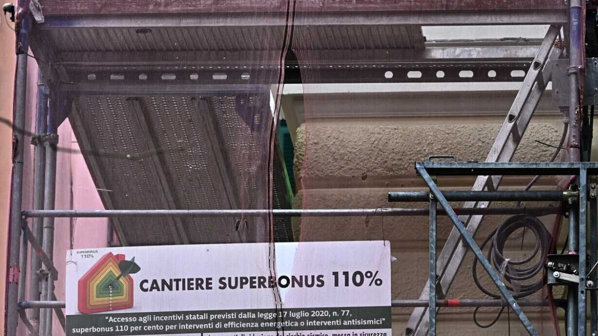 Immagine di A come affitto giovani, V come verde. Alfabeto dei bonus all'italiana