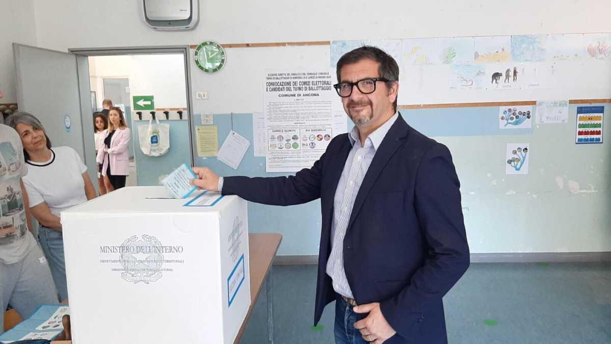 Immagine di Ballottaggi, il centrodestra vince in tutte le città. Il centrosinistra si prende solo Vicenza