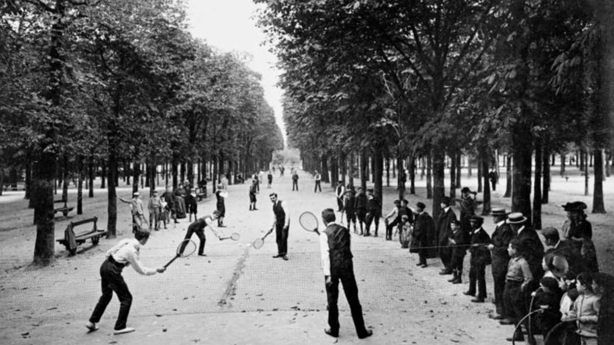Immagine di Il tennis a Parigi non è solo Roland Garros. Le racchette al Giardino del Lussemburgo