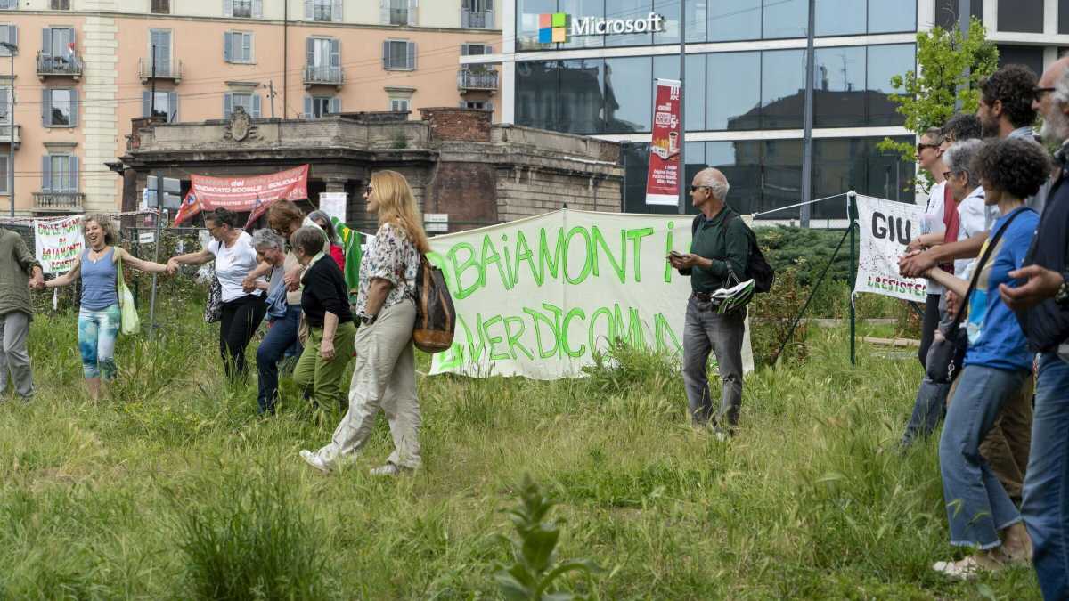 Immagine di Il compromesso salva glicine sul Museo della Resistenza di Milano scontenta tutti