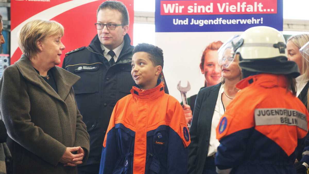 Immagine di Da profugo siriano a sindaco. La storia di Alshebl e la promessa mantenuta di Merkel