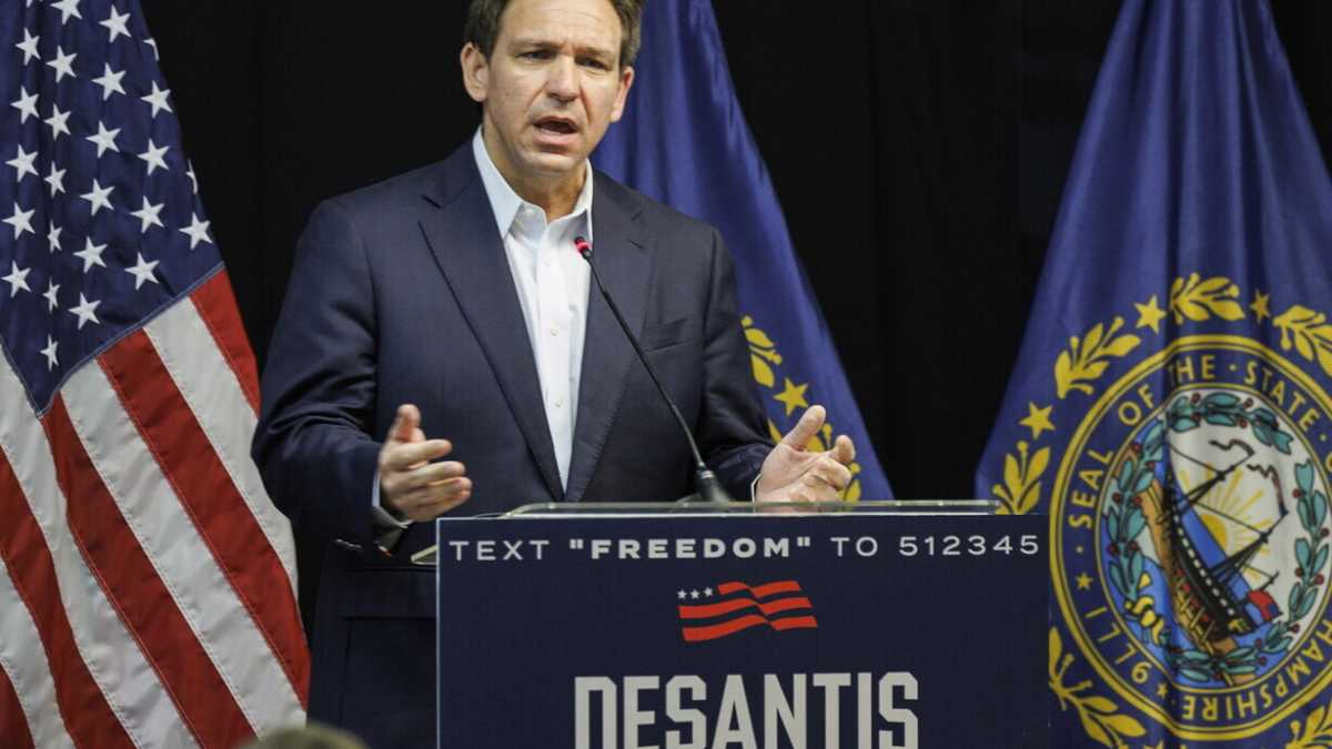 Immagine di DeSantis non convince i populisti.  I trumpiani: “Sembra uno del clan Bush”