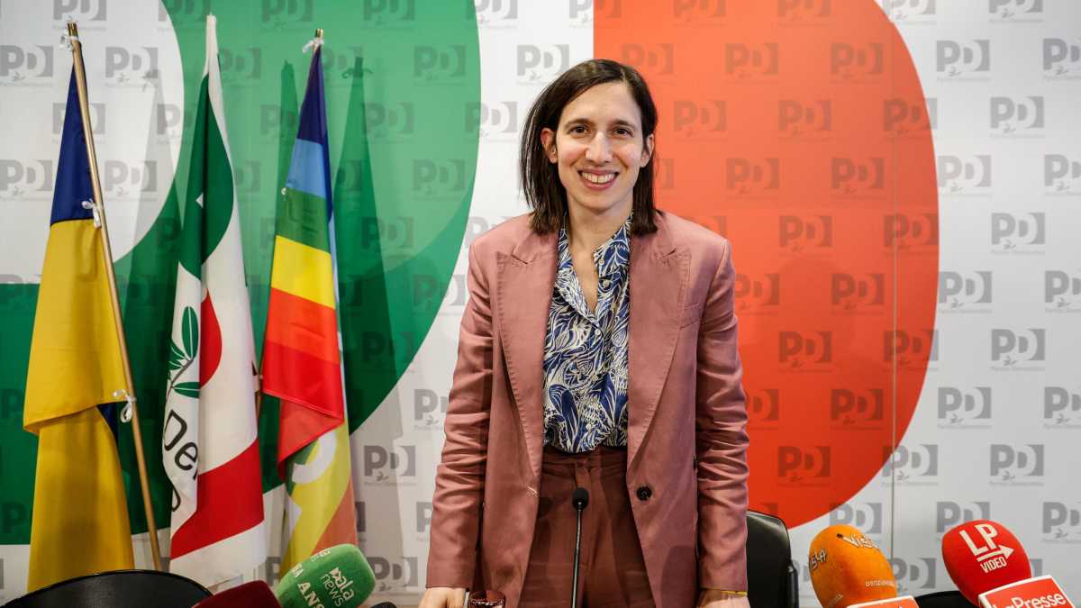 Immagine di La linea ambigua di Schlein sull’Ucraina confligge con il Pse e delude i pacifisti