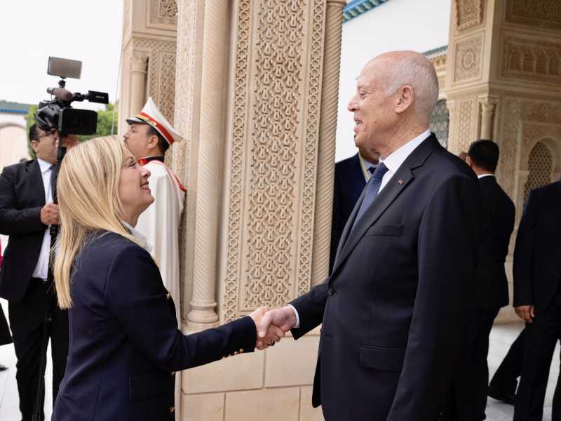  Giorgia Meloni a Tunisi con il presidente Kais Saied (foto LaPresse)