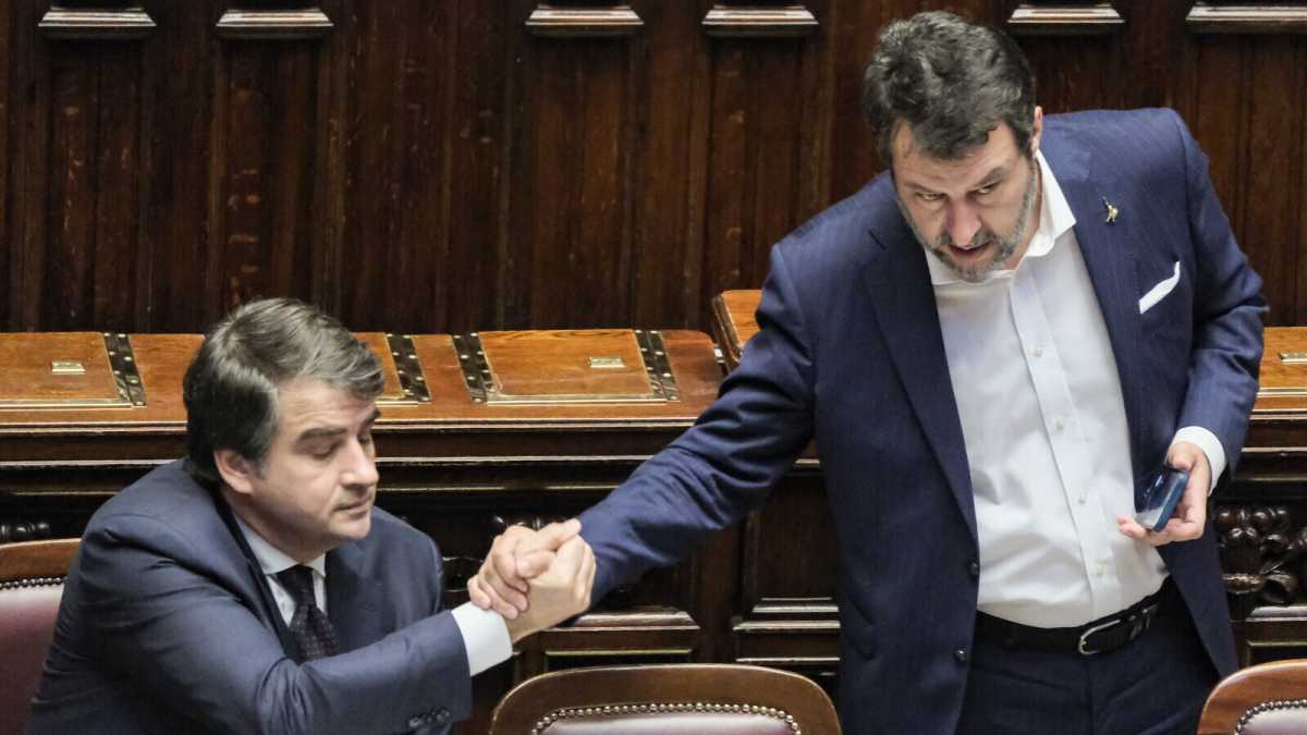 Immagine di Salvini teme la figuraccia sul Pnrr e nasconde i dati del suo ministero a Fitto