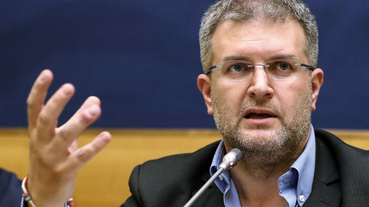Immagine di “Lavoriamo per un blocco con il Ppe, ma con i liberali c’è sintonia”. Parla Fidanza (FdI)