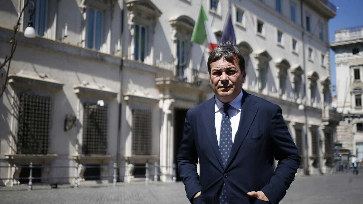Immagine di "Meloni, basta alibi. Ora serve una sessione parlamentare sul Pnrr". Parla Amendola