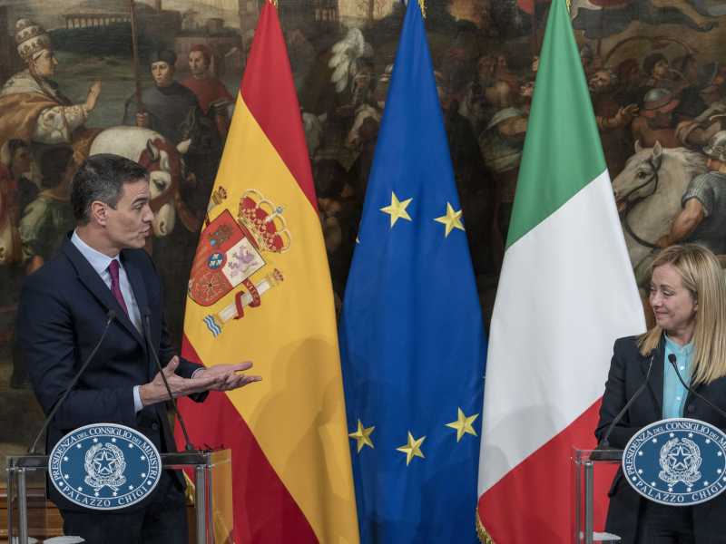 La Spagna mette in luce l’inadeguatezza di Meloni sul Pnrr