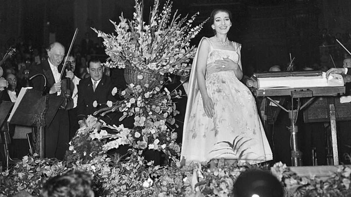 Immagine di Cent'anni di Maria Callas. Storia di una voce ineguagliata