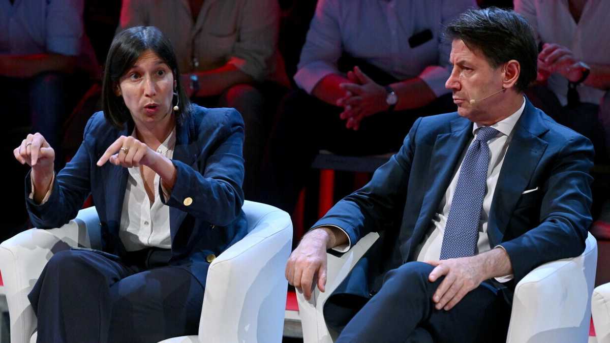 Immagine di I funerali del Cav: Conte va in osteria, ma voleva esserci. Al contrario di Schlein