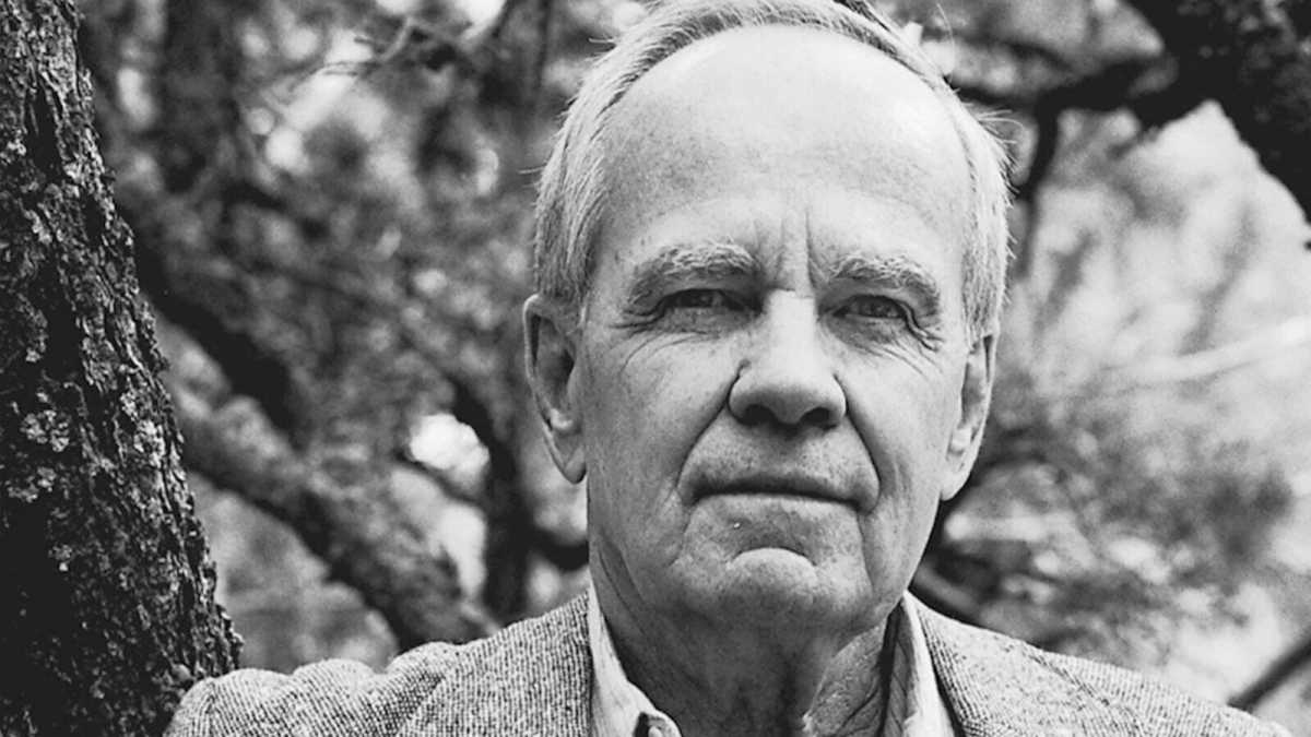 Immagine di Nel Sinai di McCarthy, lo scriba dell’Apocalisse occidentale