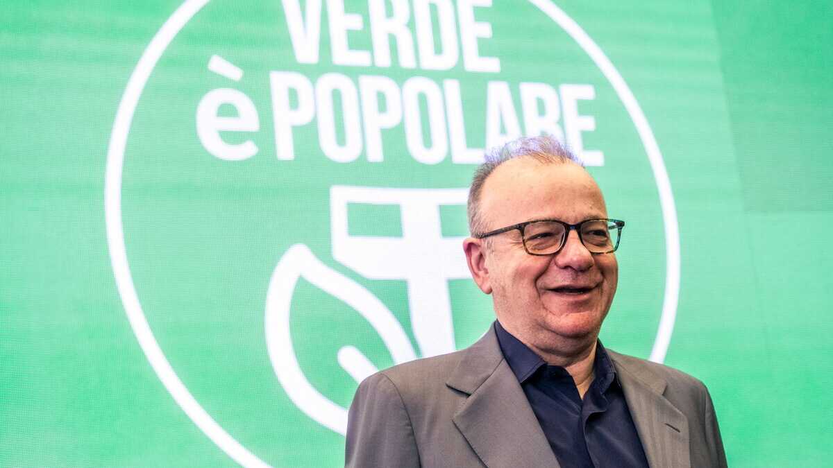 Immagine di Rotondi: "Dopo il Cav. è Meloni che deve ridisegnare il centrodestra. Può fare la nuova Dc"