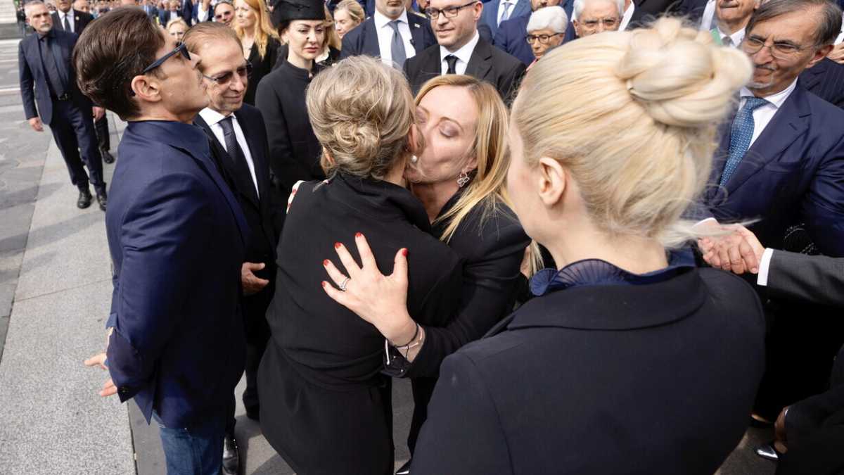 Immagine di Partito e Mediaset, le rassicurazioni di Meloni a Marina Berlusconi. E dentro FI patto Tajani-Ronzulli